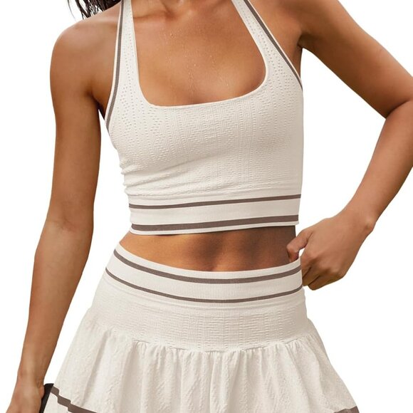 Stylish Women's Golf Outfit - Breathable Halter Top & Skorts Set for Active Life - Picture 6 of 9